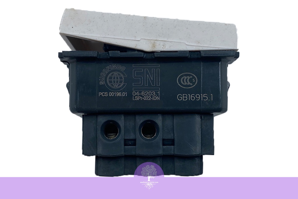LEGRAND 10A SP 2W 1M SQ WH