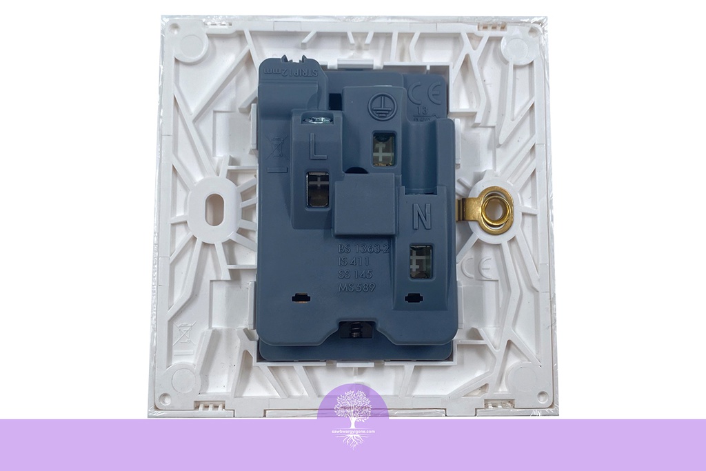 LEGRAND Belanko 1G BS 13A SP SWTD SOCKET WH